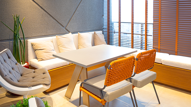 Studio Nine | Mais Conforto | Cama King + Bi-cama ou Cama Tw