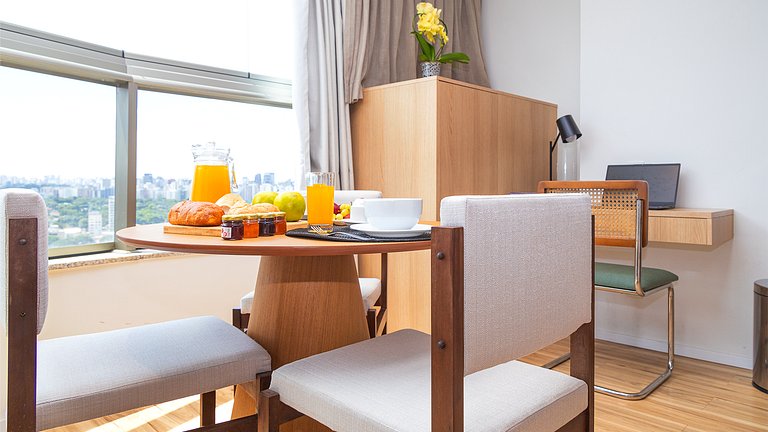 Studio Pinheiros | 39m² | Arrumação diária
