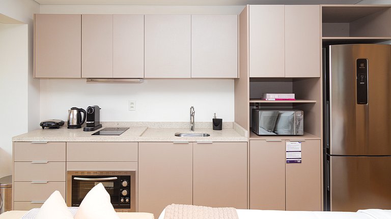 White | Estudio con cama King Size | Con estacionamiento | 3